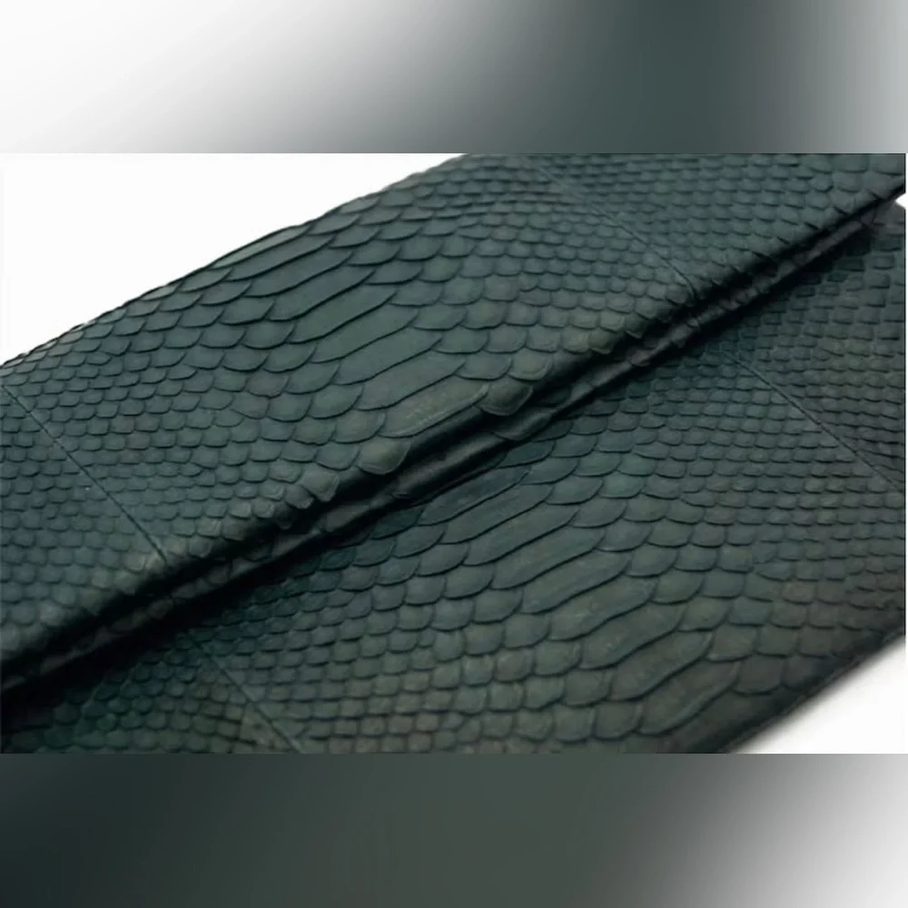 PARKER & HYDE phyton skin clutch perfect like new - Picture 3 of 6